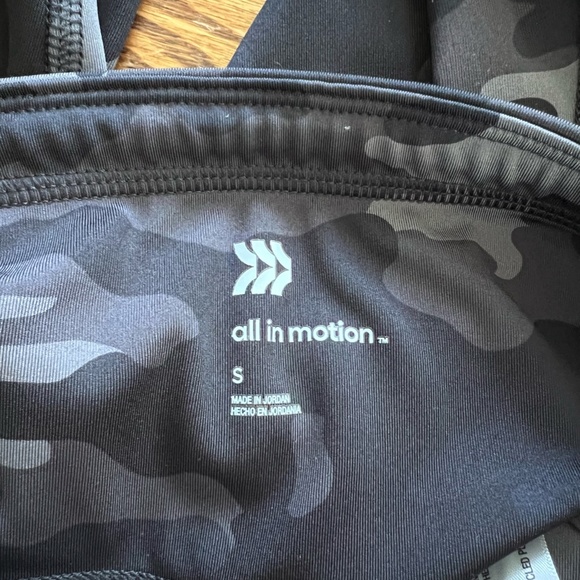 Target all motion leggings - Picture 6 of 8